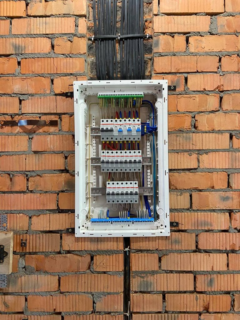 elektroinstallation supravolt 9